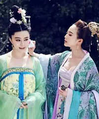 家有女儿,父母必须要留意的一件事