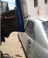 ���С�¹���˭������