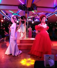 ��һ�γ�����:΢Ц���ȡ���Thailand��