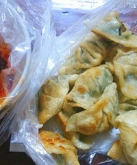 ŮƱҪ���ʣ����������ҹ��ֻ��ĬĬ���