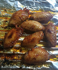 �¶������ᣬ�����������Ż��͹ⷢ��