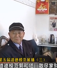 �ѷ������������£��Լ�ÿ���������300Ԫ