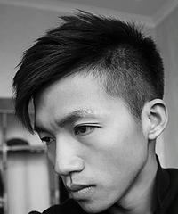 �Գơ������ܲá���90��С�� �����Ů������