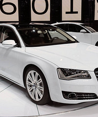 �ᳵ�ؼ�;��ײ���˰µ�A8 ��ʱ�Ҿ�����