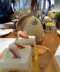 ˪��������Գԣ�����������ʳ�ҵĸϽ��ˣ�