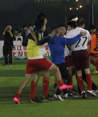 ����������