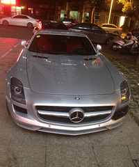 ����һ�����Ƴ����󱼳�