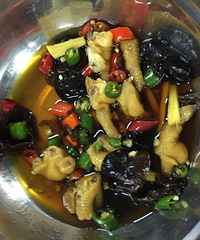 ��ʦ�����ݷ�צ��������ľ������ڸг���