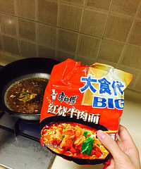 ��ҹ������ʳ���Ƕ��˻��ǲ��ˣ�