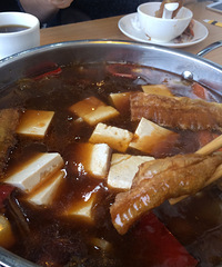 三汁焖锅免费试吃,下雨天和焖锅搭配更赞哦
