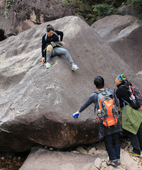 瑞安新殿后村经白岩山穿越十字坑峡谷——华峰