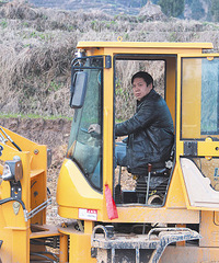 ������Ϊ��Сɽ���ؿ���· �Լ�ѧ�Ὺ��������������ʮ��Ԫ