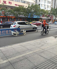 ���������ǰ����ôײ��ȥ��