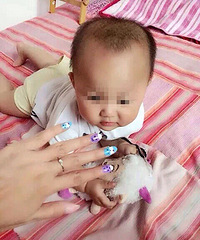 "警惕!两个月女婴长出男性器官,只因妈妈怀孕时做了这件事!"