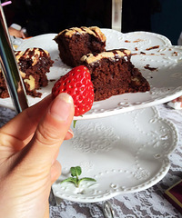 【Cake Ya免费试吃】+ 别告诉她 我还在想她丶