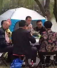 �������ˣ�һ����������ƺ���̻��