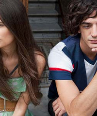 �Һ����ѳ����� ����һ���绰΢�Ŷ�û �ǲ��ǲ�����