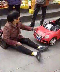 СŮ������߳���С��ײ�����裬������費������