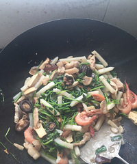 ·��Ь������Լ����ַ�����ʳ�������ݳ���