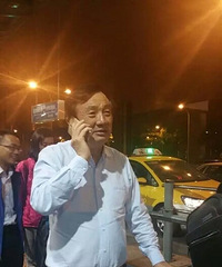 72����������ҹ�����Ŷӵȳ��⣬��Ϊ���ܵ����ܾ��ǡ�ɵ����