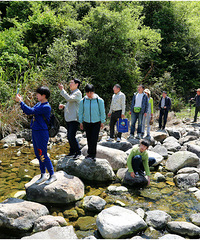 ����������ˮ��Ͽ��