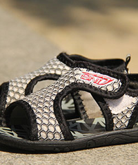 [����]��Ь���Ǹ��ճ��� ��ȴ����