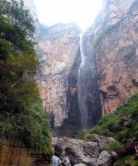 �Ϻ�����԰���³��ں��ϱ����ӵŵ�ʯ������