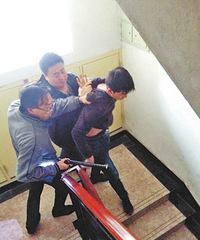 Ůͯ�������岻���� ��¥����װ����������