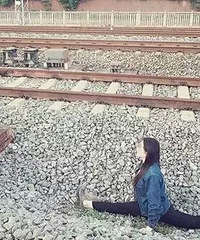 ���Ϻ���������Ů��Ϊ��ѹ��������������