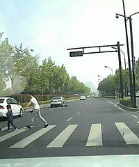 ��λ��������·�ϵ�һ�����������׻���