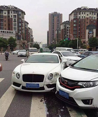 �ɶ�ײ��400�����ŷ½GT ����70�� ����׼������