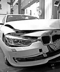 ����ײ��������ͷ��ײ�ð�ȫ���Ҿ�Ȼû��Ӧ