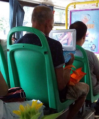 �Ϻ����������õ����ŻƵ� ������ΧŮ�˿�����