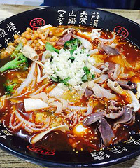 �Ի�̽��ɶ���ʳ��תսð��