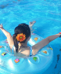 ��ŮƱһ��ȥ��ˮ