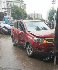 ��ɯ���ٰ�����ײ��20�� ����������