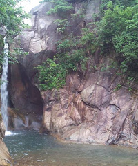 ��̨֮�ã�ʱ����ʮ����һ������ʯ������