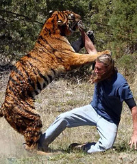 Ů�ѱ���ҧ�����������Ӵ����������뻢��ɱ��Сʱ��