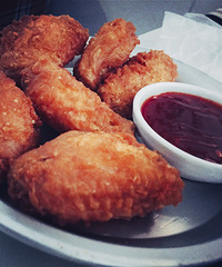 �ҺͲ�����˹������λ���ķǷ�����