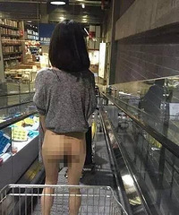 Ů�����������ƹ��ﳵ���գ��˼ұ�����