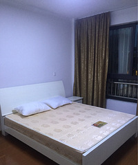 ·�ű̲���԰��Է3��2��2�����г�λ�ҵ�