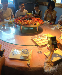 ���ȵİ�����������ôһ�� ˬ��