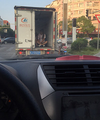 ��ǣ�������������