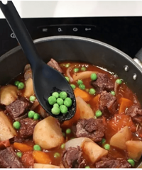 �����ƺ��ţ����ɫ���ˣ��ڸ�����