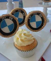 19¥��Ϧ�����ɶԹ���������������Ƕ�����õ��Լ�