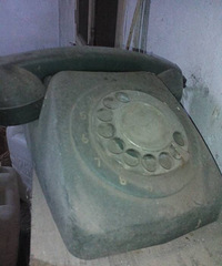 ˭��ҡ��ʽ�绰