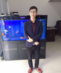 89��175cm�ٺ��������ڽ���ĳ�����ϰ࣬�Ը����