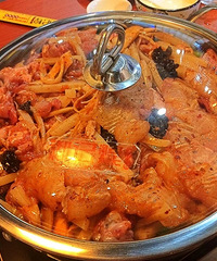 �����ǻ���֭�˹����Ӵ�Ҳ�Ǹ��кڿ������ˣ���