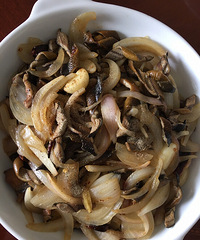 ����ʳ��Ͳ