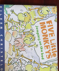 ���汾�����ڡ�five little monkeys jumping on the bed